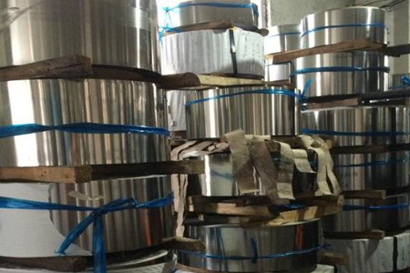 201不銹鋼帶有磁性嗎？磁性與非磁性探討！