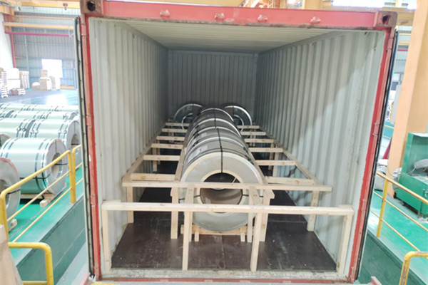 高品質(zhì)430不銹鋼帶啟運(yùn)埃及，助力高端廚具制造